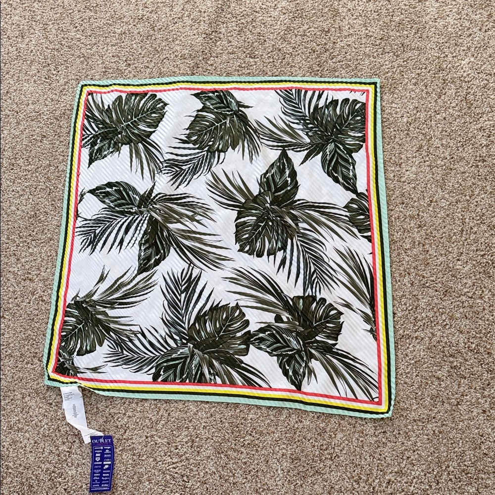 & Other Stories Green Leaf Print Scarf